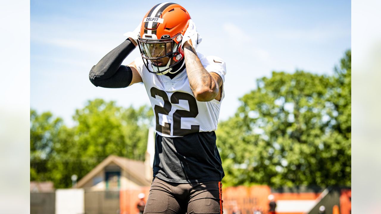 Browns DC on Greg Newsome, Jeremiah Owusu-Koramoah: 'It felt like we got  two first-rounders'