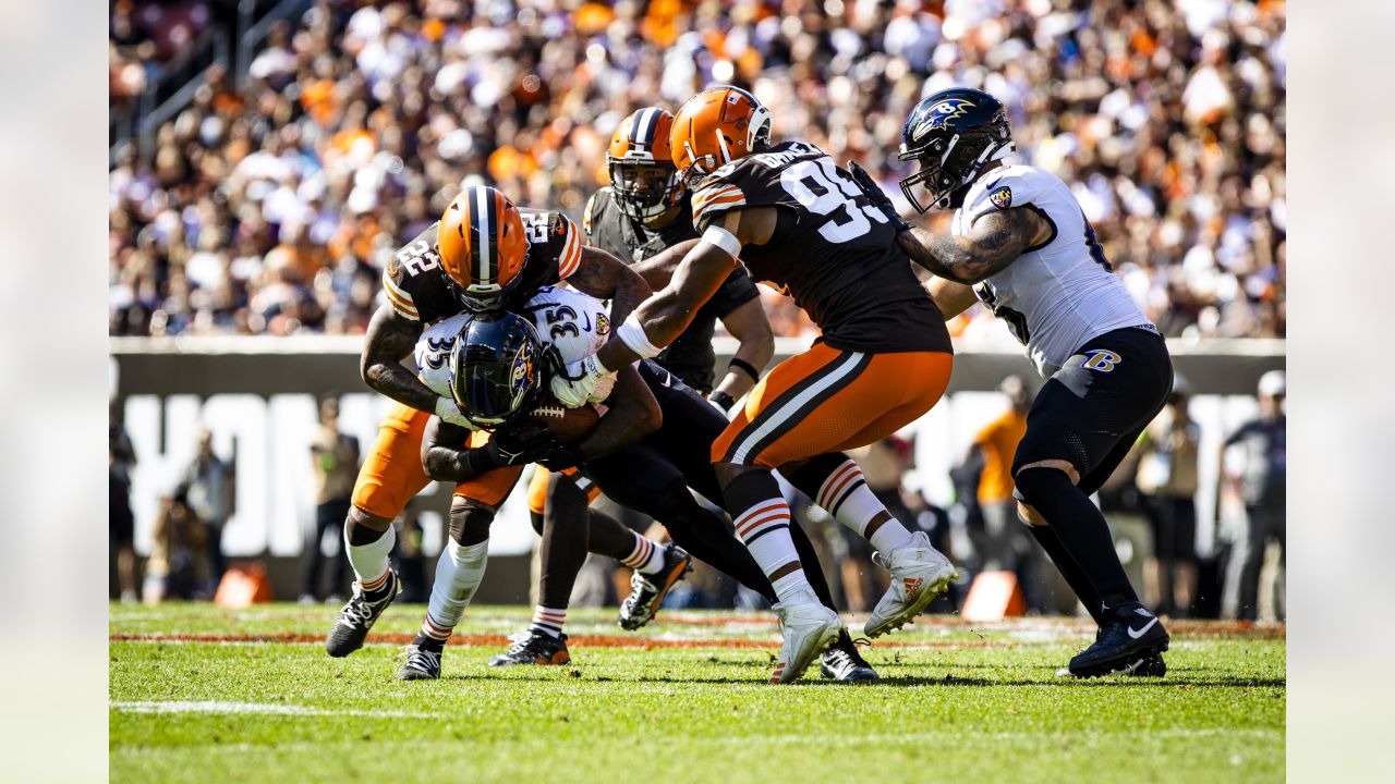 Kareem Hunt of the Cleveland Browns carries the ball during the