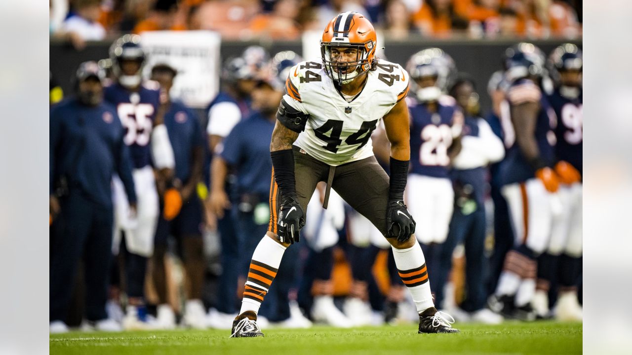 Former Heritage Patriot Sione Takitaki revs up Cleveland Browns defense