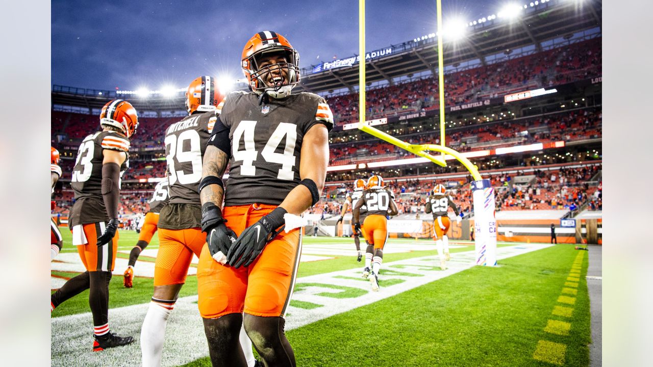 BYU LB Sione Takitaki's 1st press conference as a Cleveland Brown