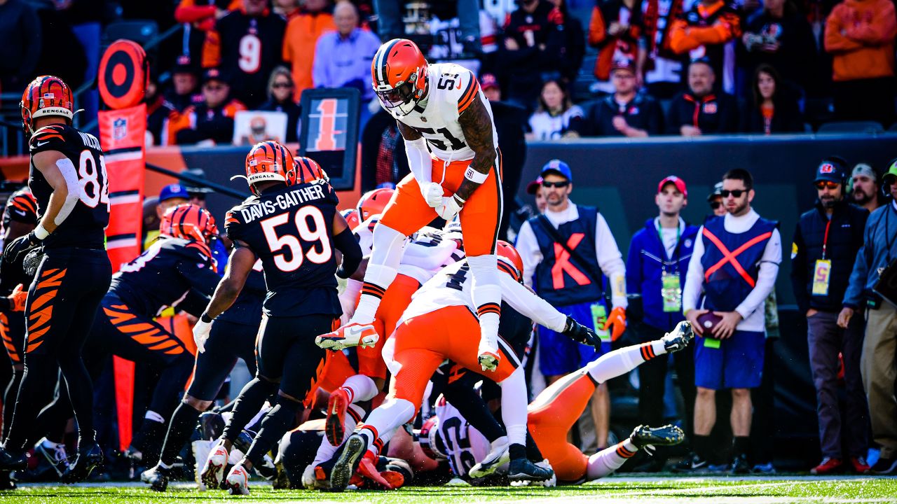 Browns treat their fans to a 32-13 Halloween night Thriller over the Bengals  to improve to 3-5 and snap their 4-game skid 