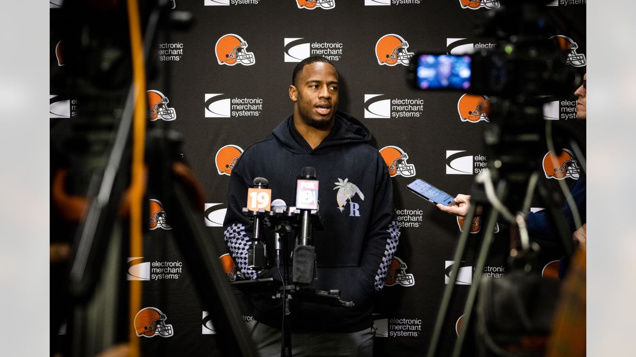 Players' All-Pro team: Browns Myles Garrett, Joel Bitonio, Nick Chubb -  Dawgs By Nature