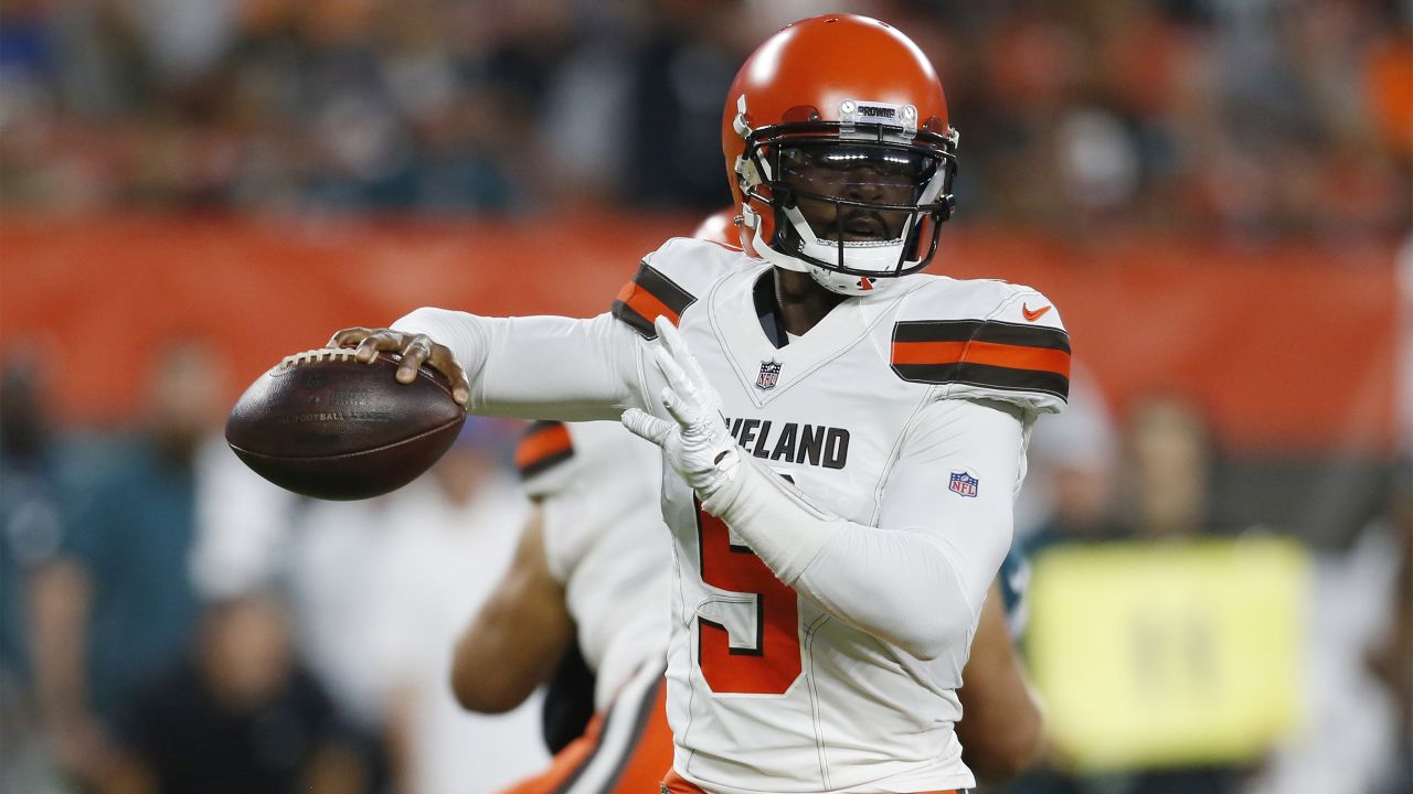 Cleveland Browns Beat Philadelphia Eagles 5-0 In Preseason Game