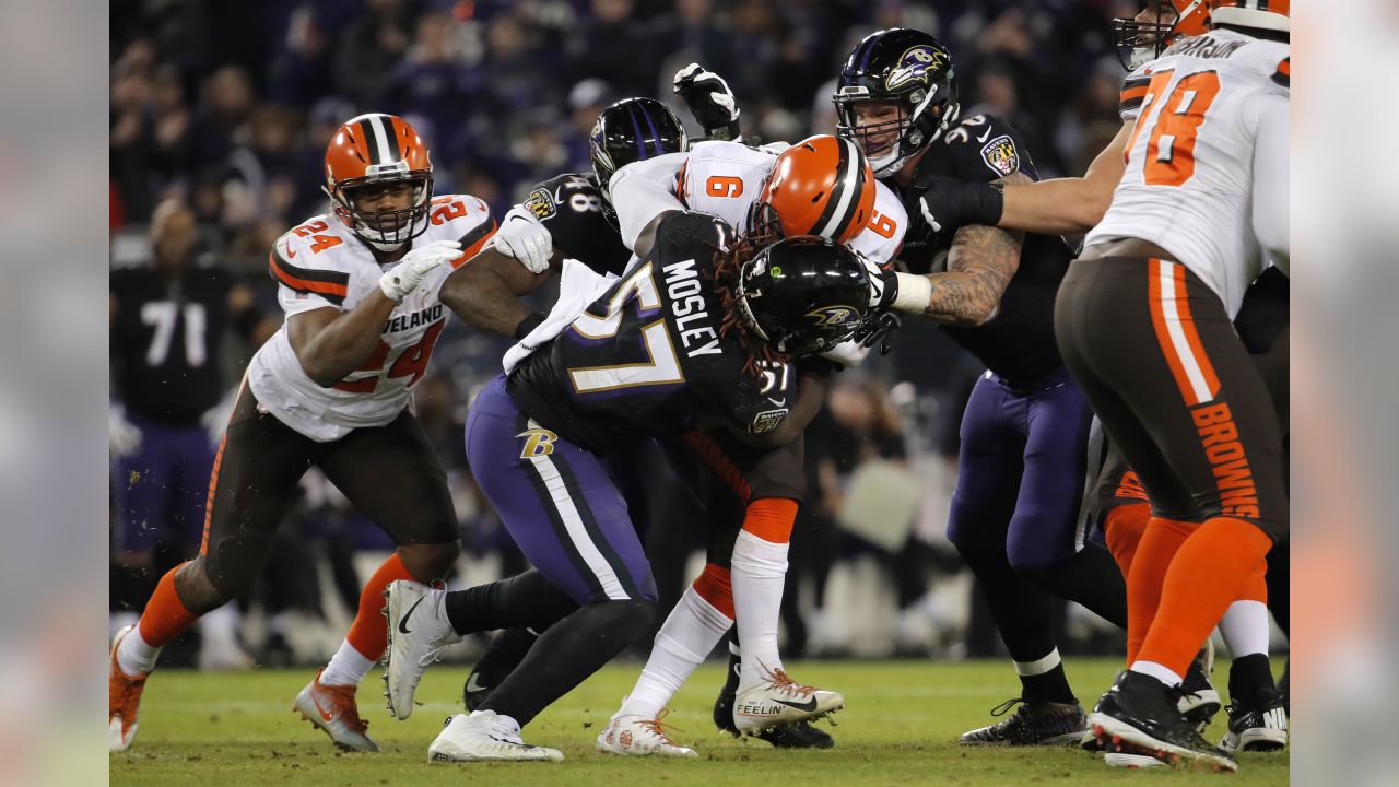 Cleveland Browns earn dramatic 14-13 win over Baltimore Ravens during their  drive to the 2002 playoffs: Monday Browns Blast 