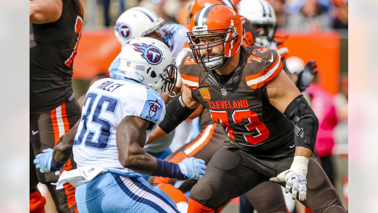 The Life And Career Of Browns OL Joe Thomas (Complete Story)