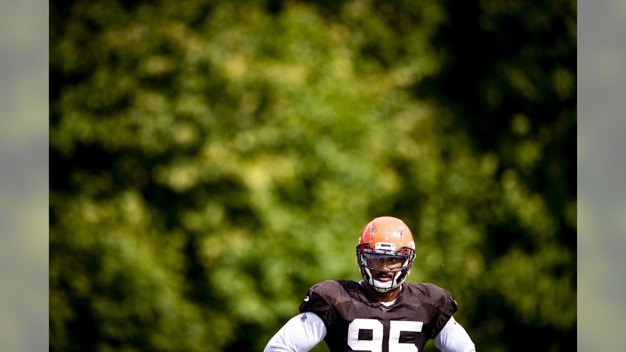 Browns Social Media Roundup: Victory Fridge madness puts an exclamation  point on a wild summer