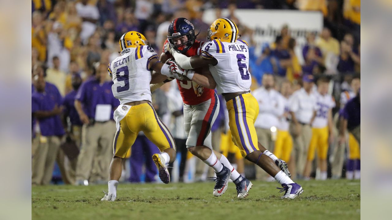 Cleveland Browns select LSU LB Jacob Phillips with No. 97 pick