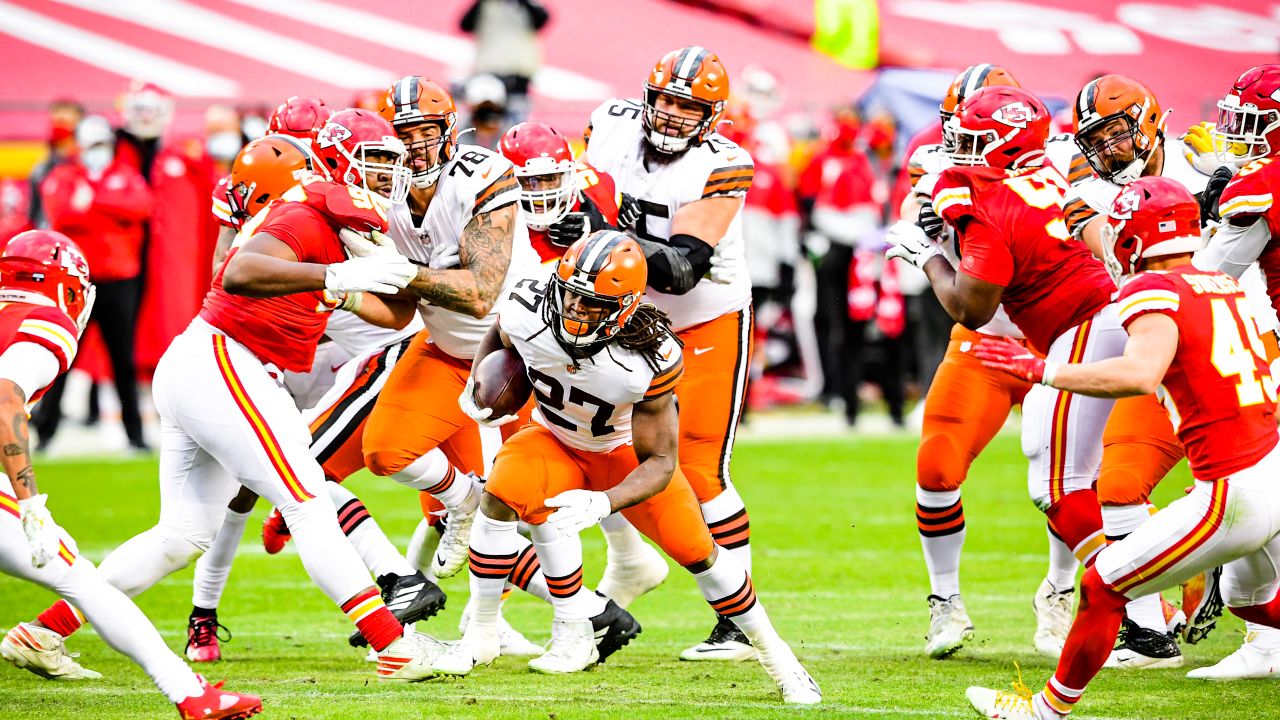 Cleveland Browns trail Kansas City Chiefs 6-3 heading to 2nd