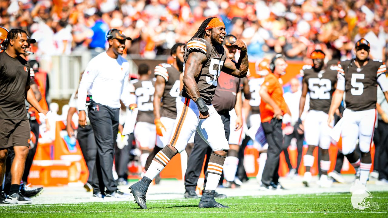 Browns overcome sloppy first half to down Texans, 31-21, in home opener 