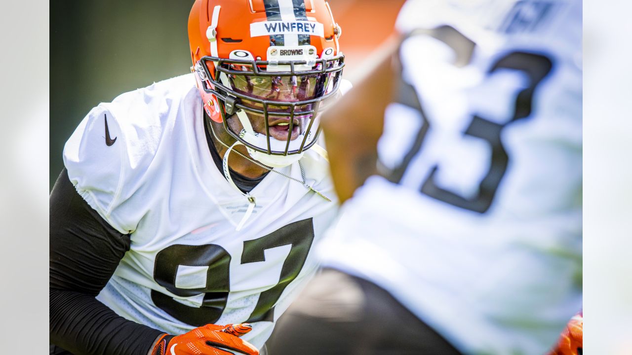 Cleveland Browns rookie Charlie Thomas runs a drill at the NFL team's  rookie minicamp in Berea, Ohio, Friday, May 12, 2023. (AP Photo/Phil Long  Stock Photo - Alamy