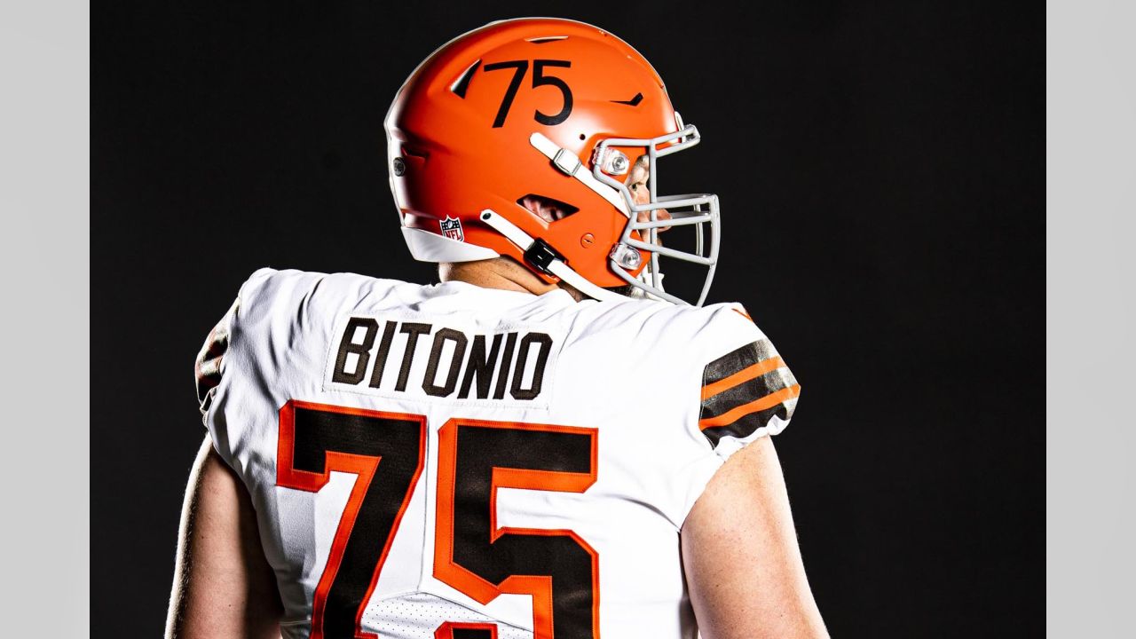 Photos: Browns Unveil New Uniforms