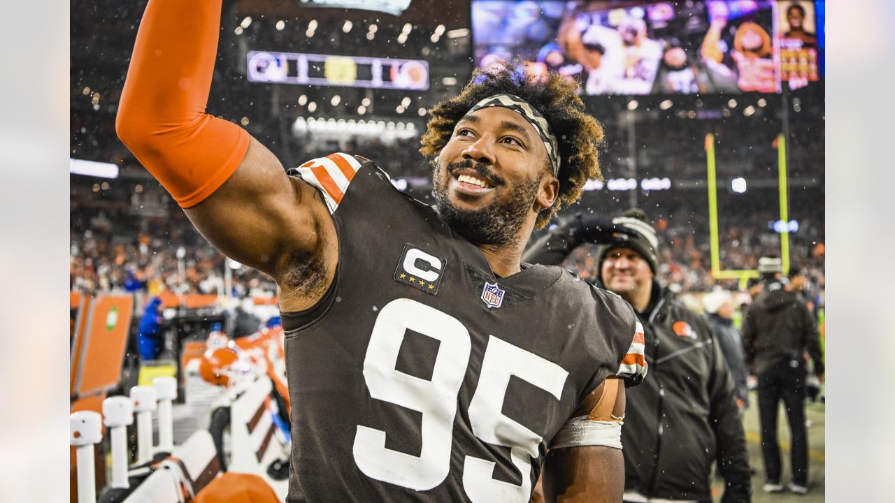 Game Balls: 5 standouts who helped lead the Browns to a Week 15 win