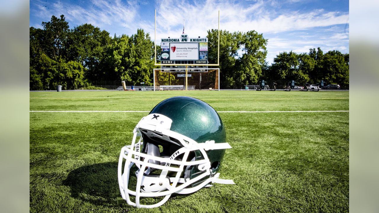 Cleveland Browns Donate New Xenith Helmets to the Lou Groza Titans Youth  Football Program