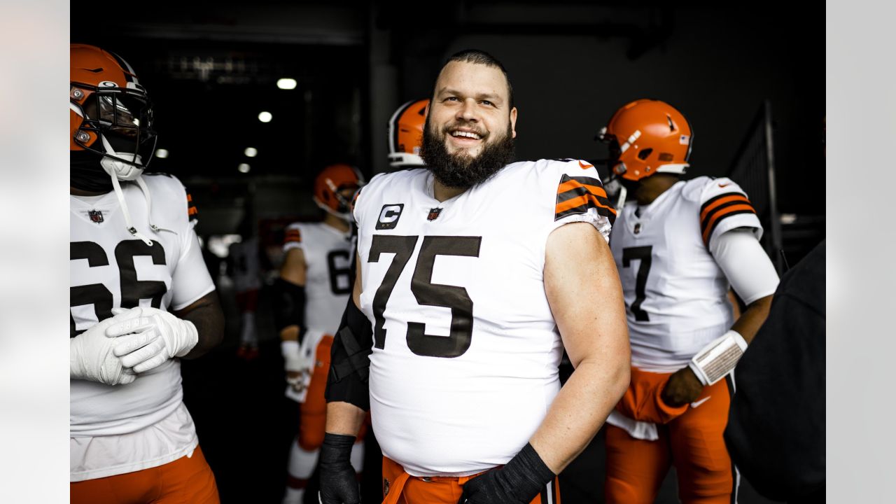 Joel Bitonio Cleveland Browns Player-Issued #75 Brown Jersey from the 2022  NFL Season