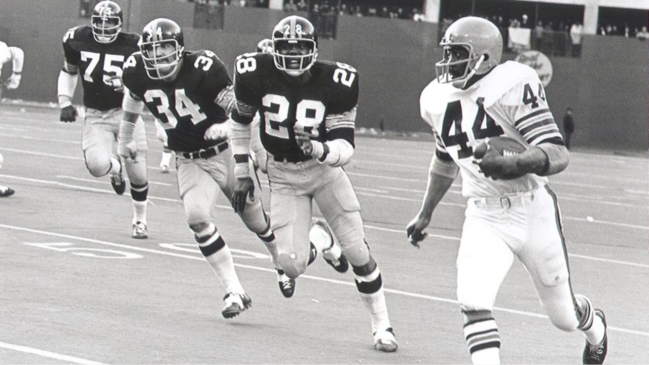 Timeline: Documenting the changes Browns have made to their uniforms since  1946