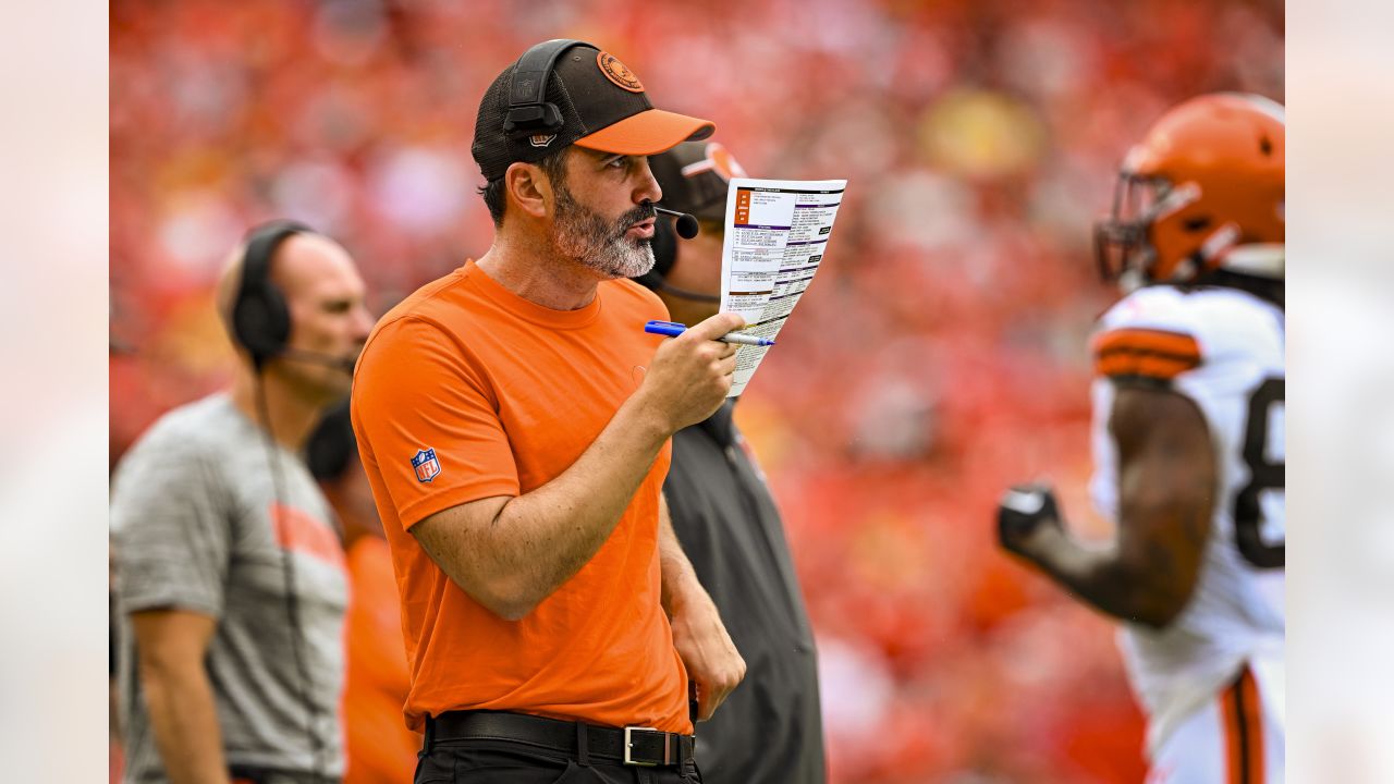 KANSAS CITY, MO - SEPTEMBER 12: Cleveland Browns defensive tackle Jordan  Elliott (96) on the field prior to the game against the Kansas City Chiefs  on September 12th at GEHA field at