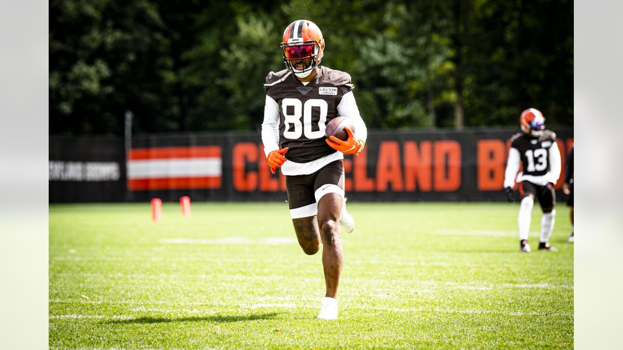 CLEVELAND, OH - AUGUST 30: Cleveland Browns running back Nick Chubb (24)  and Cleveland Browns fullback Andy Janovich (31) participates in drills  during the Cleveland Browns Training Camp on August 30, 2020