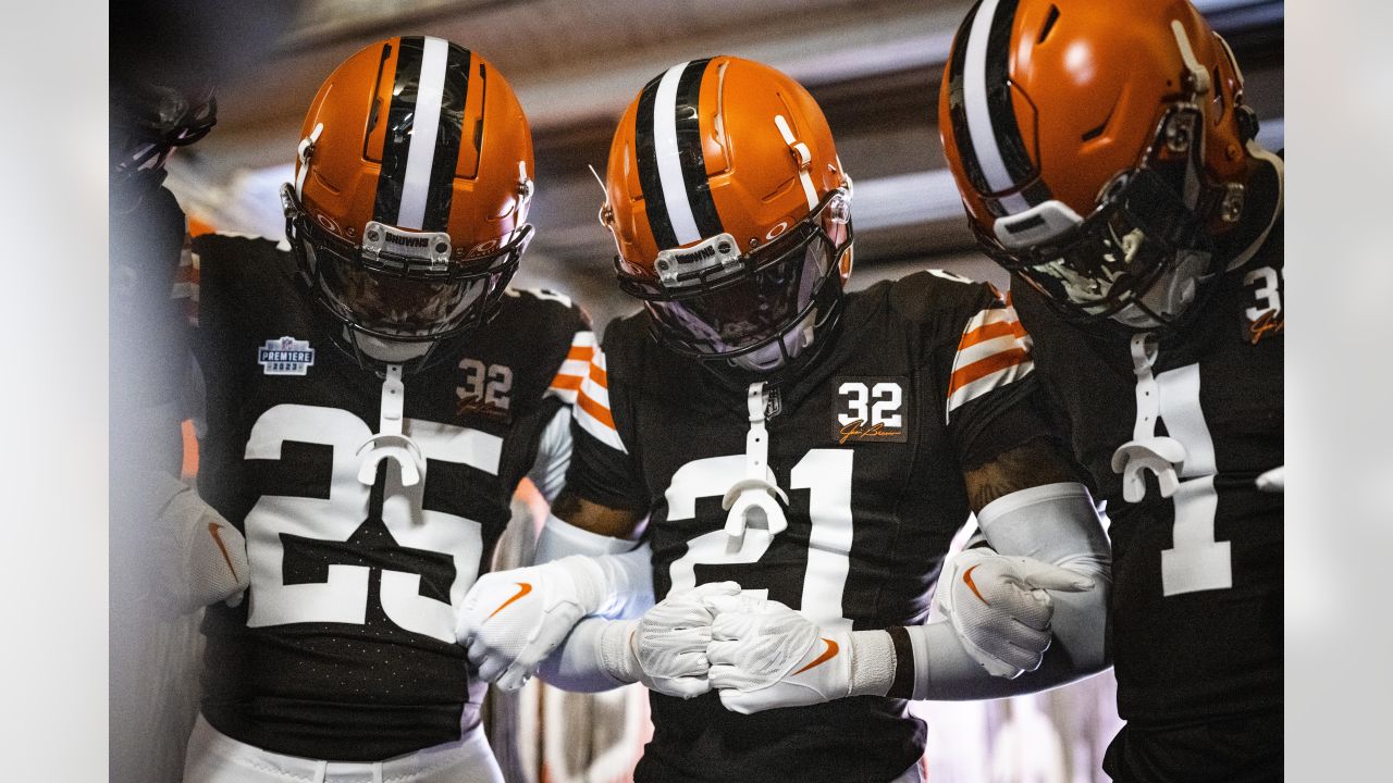 Cleveland Browns uniform tracker: Orange jerseys debut on Sunday 