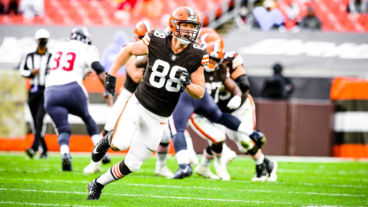 Nick Chubb lifts Cleveland Browns to 10-7 win over Houston Texans