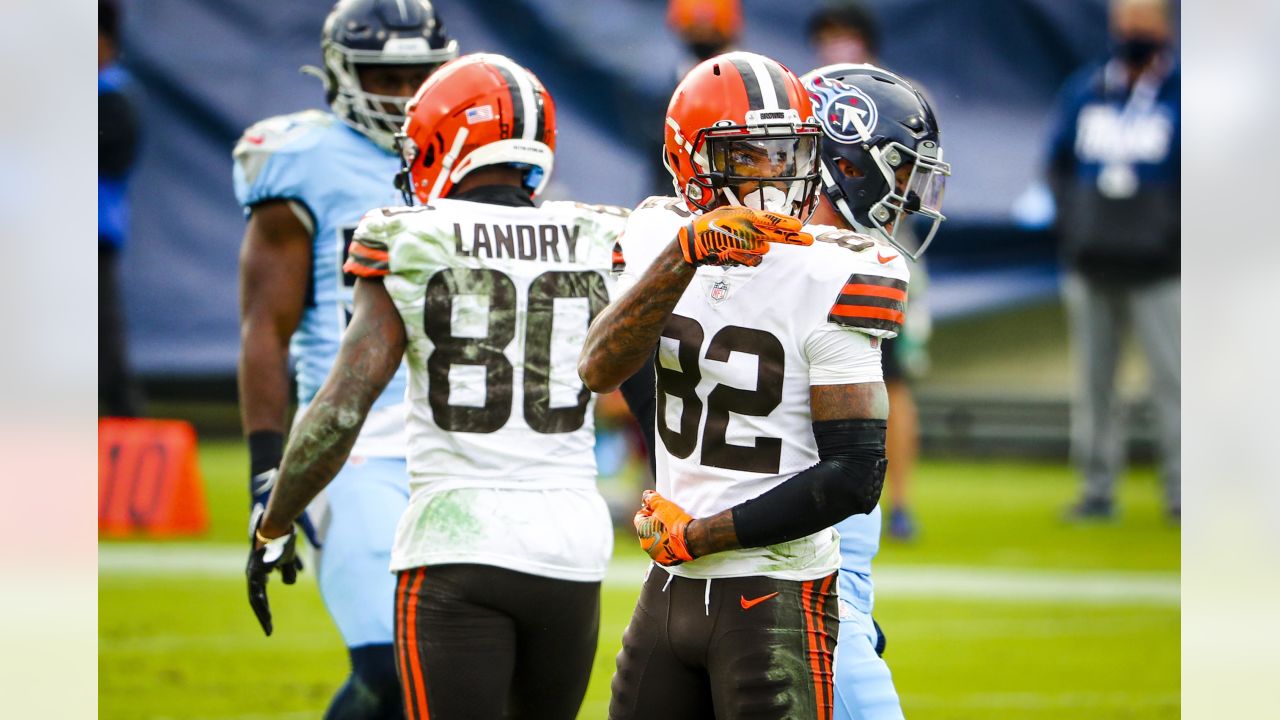 Browns storm Titans with first-half blitz, hang on to clinch first winning  season since 2007