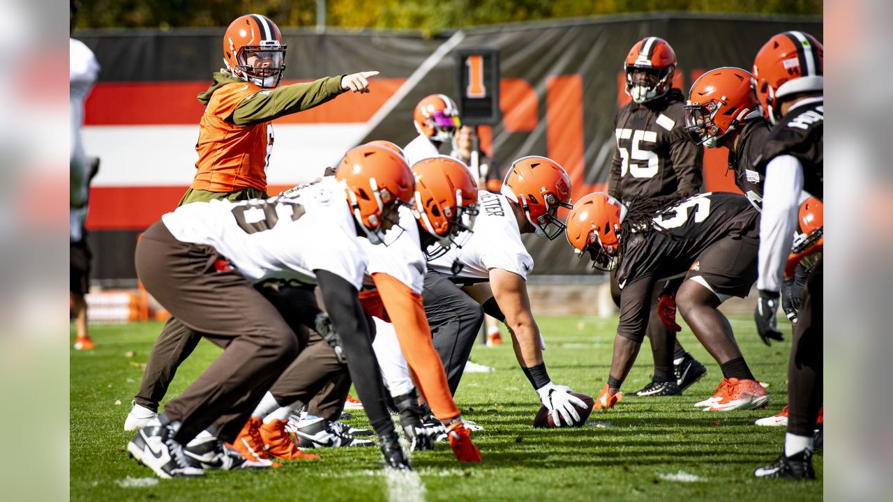 Wyatt Teller will start at right guard, Greg Robinson at left tackle when  Browns face Broncos