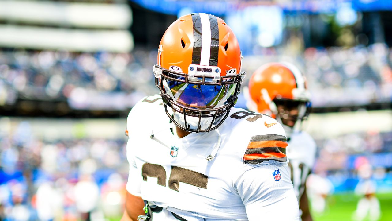 Photos: Week 5 - Chargers at Browns Pregame