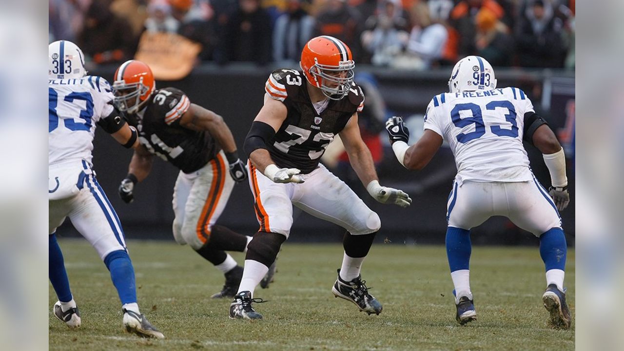 Fox 8 News - Cleveland Browns left tackle Joe Thomas announced he is  retiring. Best of luck, Joe! The 10-time Pro Bowler will be enshrined into  the Browns Ring of Honor this