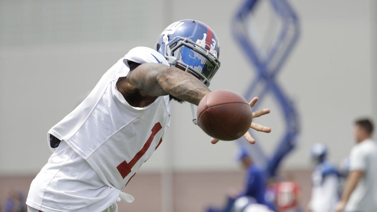 October 2, 2018 - East Rutherford, New Jersey, U.S. - New York Giants wide  receiver Odell Beckham (13) on a catch and run during a NFL game between  the New Orlean Saints