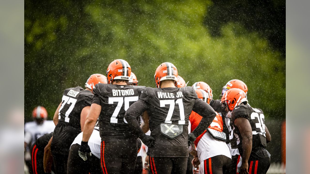 How will picking Nick Harris over JC Tretter impact the Browns' offensive  line? Key questions for 2022 