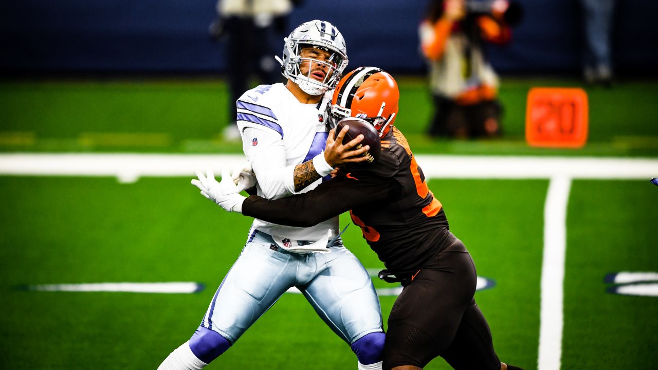 Cleveland Browns survive in Dallas, 49-38