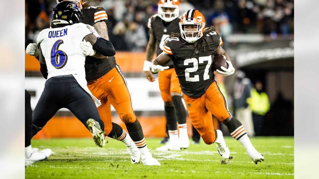 Browns: Fantasy football impact of Nick Chubb injury, Kareem Hunt signing