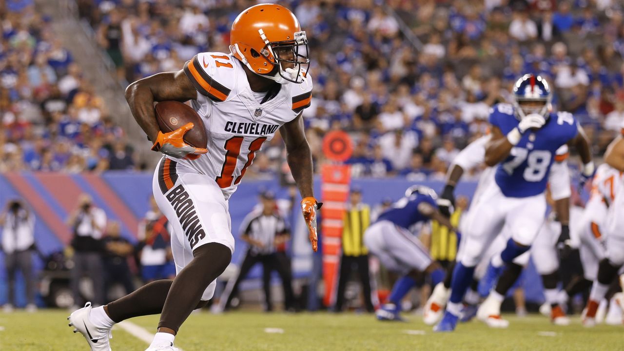 Cleveland Browns Rashard Higgins celebrates with Antonio Callaway after  scoring a touchdown in the second quarter against the Baltimore Ravens at  First Energy Stadium in Cleveland, Ohio October 7, 2018. Photo by