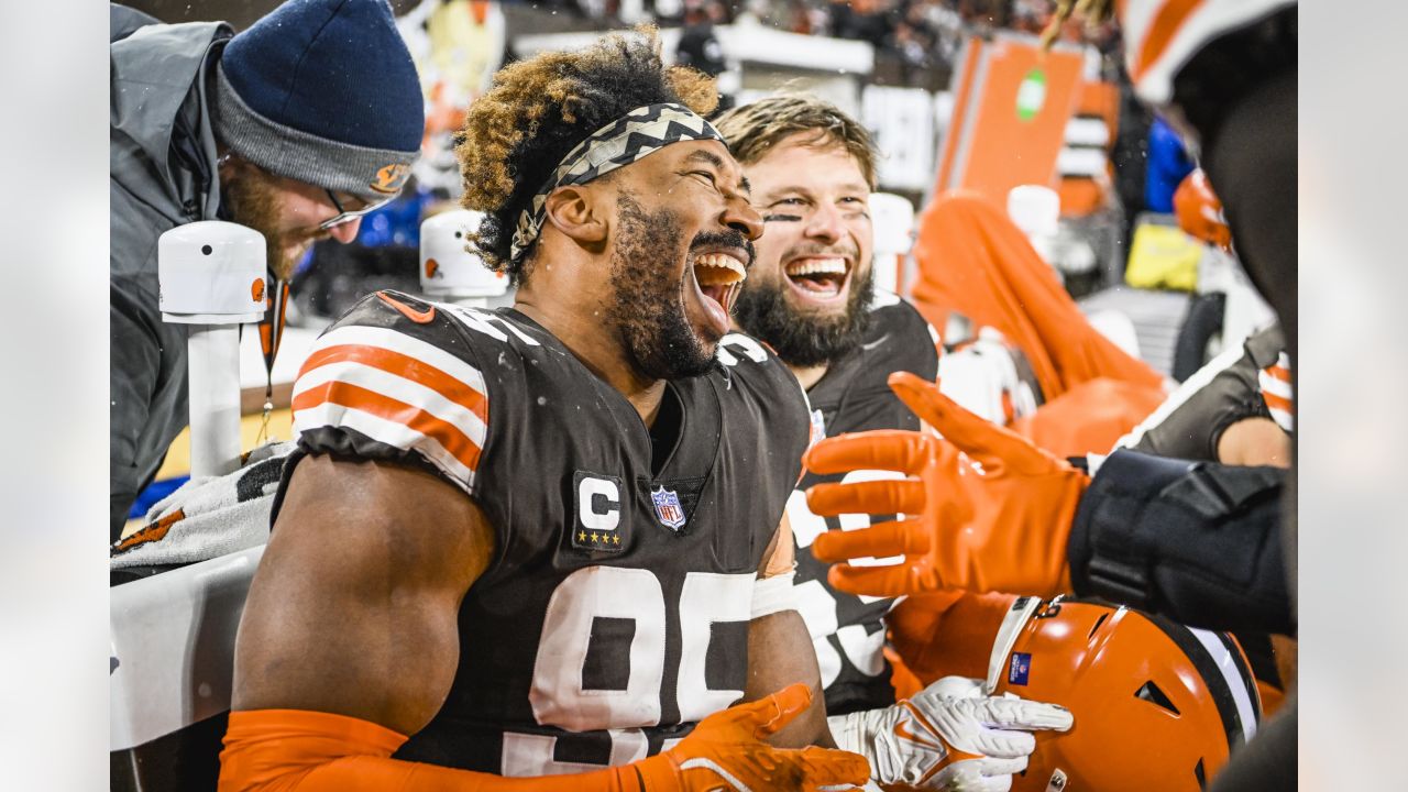 Game Balls: 5 standouts who helped lead the Browns to a Week 15 win