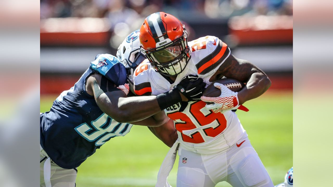 Browns new RB Robert Turbin out 2-4 more weeks but 'nobody wants