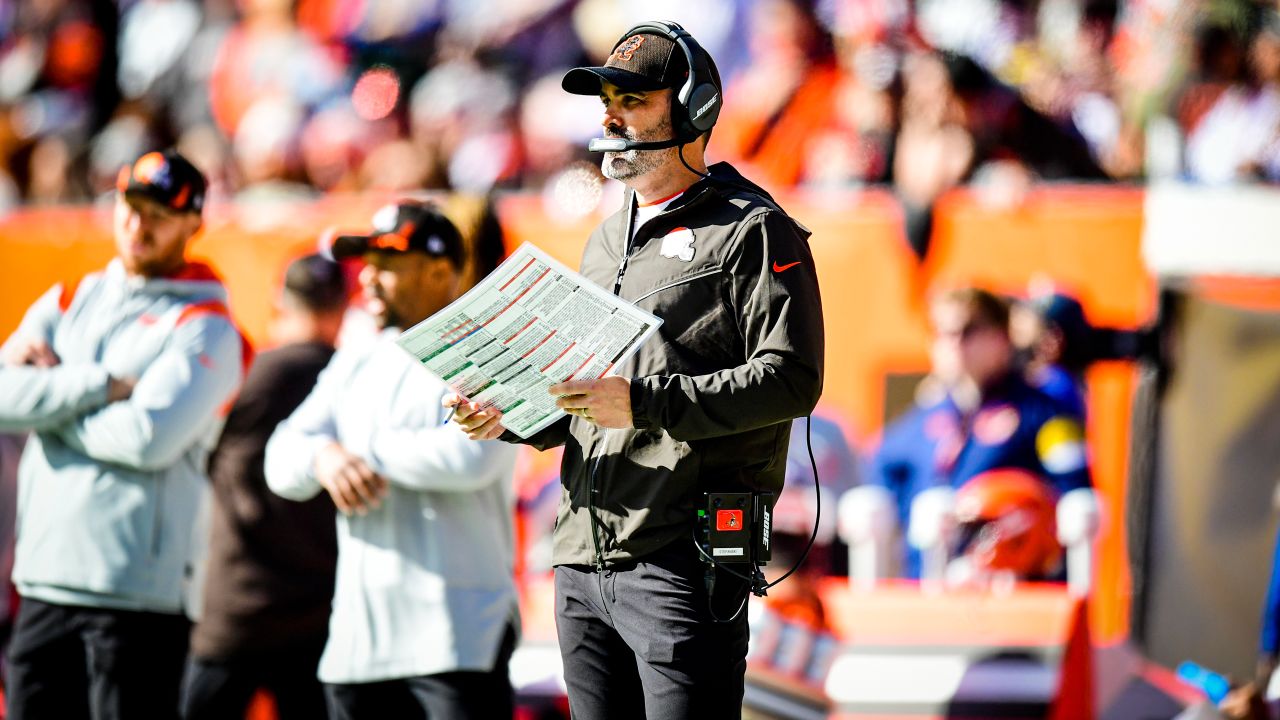 Photos: Week 8 - Steelers at Browns Game Action