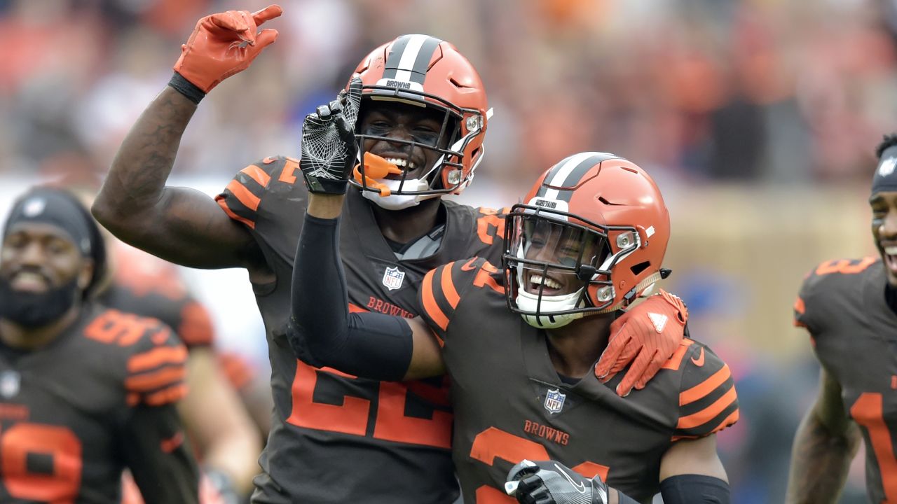 NFL: Baltimore Ravens beat Browns with field goal in dying seconds in  Monday Night Football classic