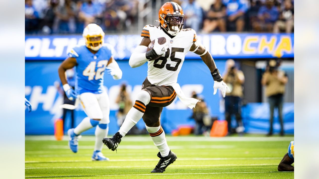 Njoku Extension, Browns Going All In, Stat Misuse, Mailbag