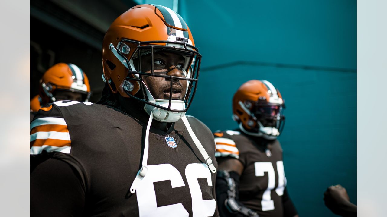 Photos: Week 10 - Browns at Dolphins Pregame