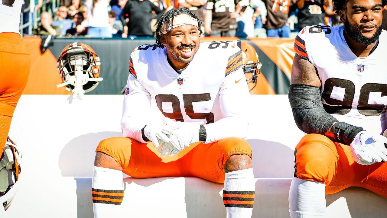 Photos: Week 9 - Browns at Bengals Game Action