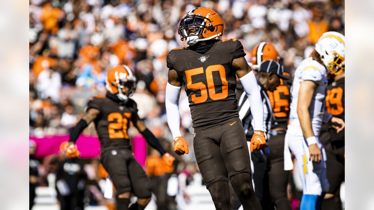 photographers favorite photos from Cleveland Browns' 30-28  loss to Los Angeles Chargers 