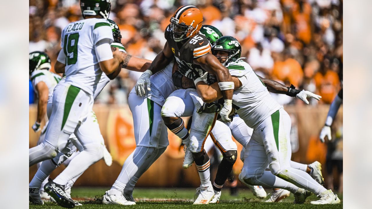 Cleveland Browns' defense giving itself 'no excuses' in 2022 after taking  2021 to jell