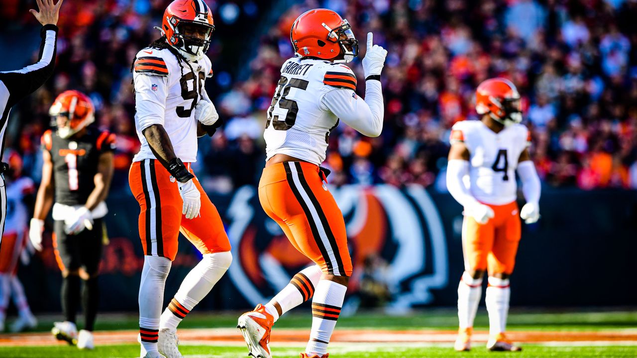 Photos: Week 9 - Browns at Bengals Game Action