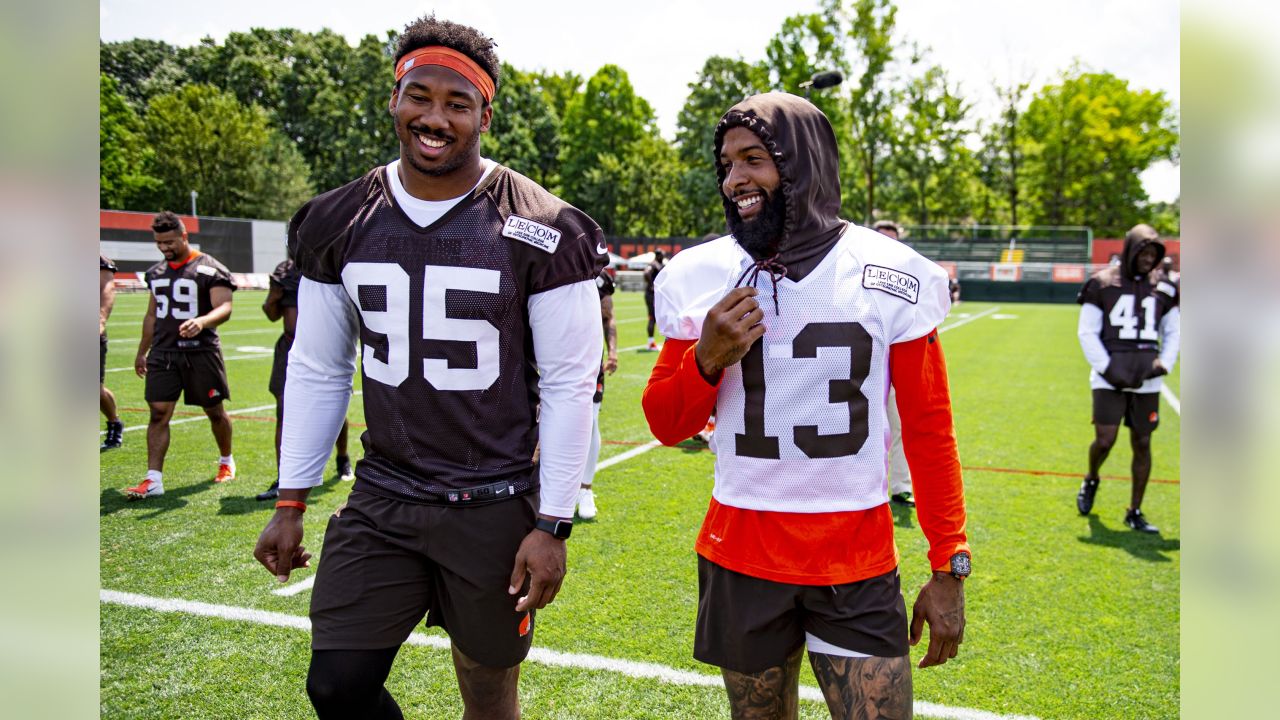 Browns Morning Roundup: Safety tryouts, Kareem Hunt, injuries, and