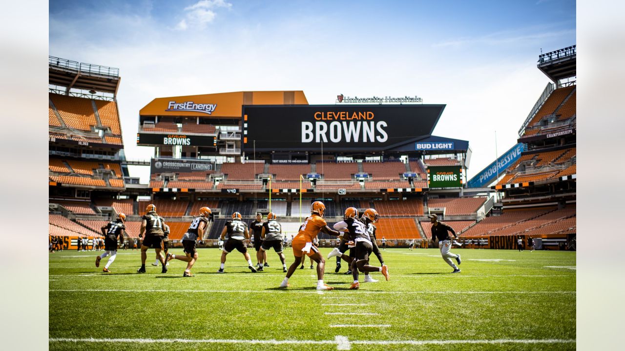 Myles Garrett among veterans who attended Browns' first OTA practice