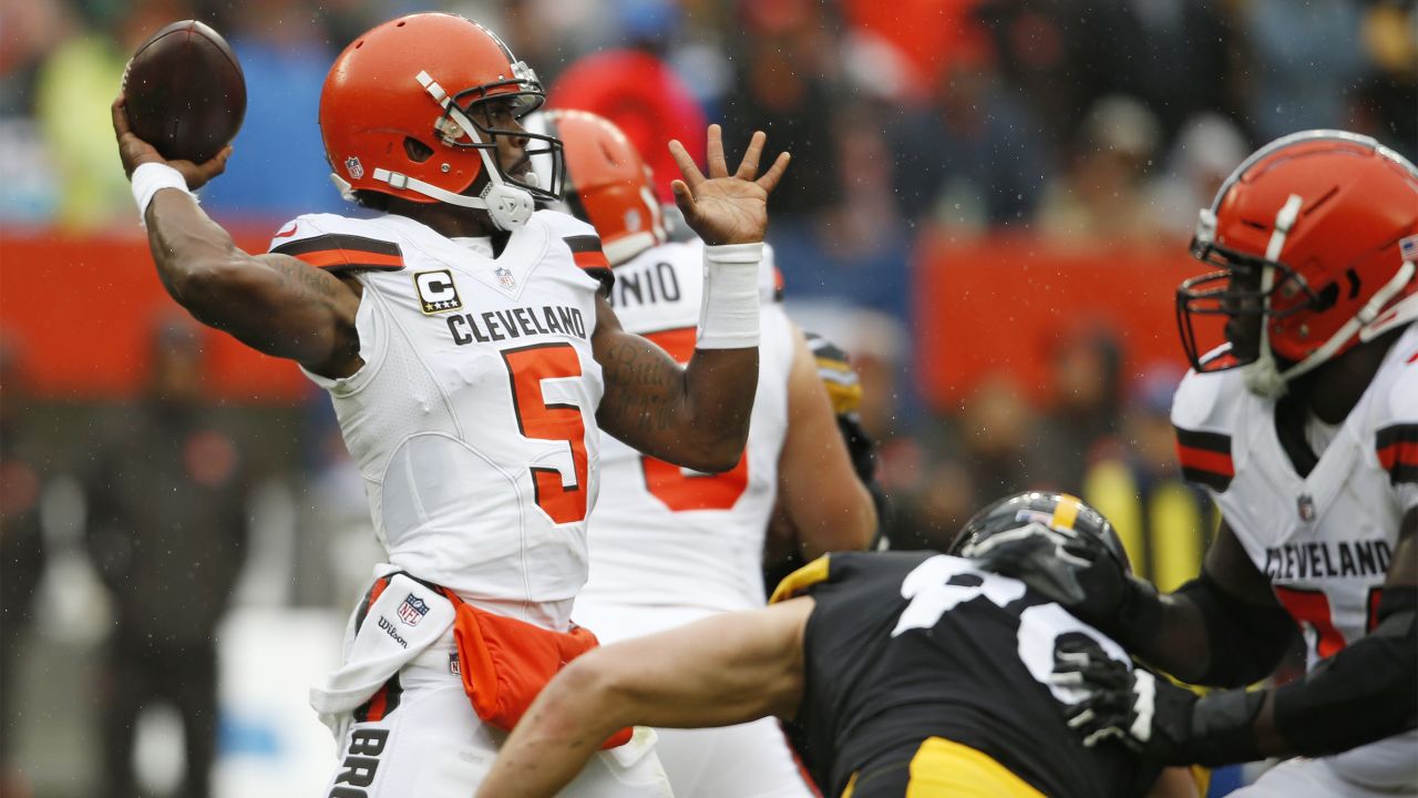 Cleveland, Ohio, USA. 22nd Sep, 2022. September 22nd, 2022 Cleveland Browns  tight end David Njoku (85) during Pittsburgh Steelers vs Cleveland Browns  in Cleveland, OH at FirstEnergy Stadium. Jake Mysliwczyk/BMR (Credit Image:  ©