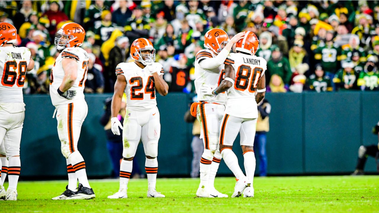 One year later, QB Baker Mayfield returns to Lambeau Field with new team