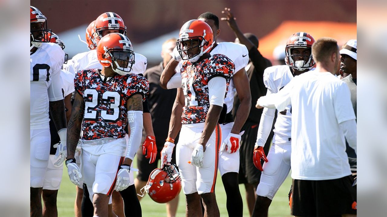 Mike Pettine introduces a Browns camouflage touch to special practice  jerseys