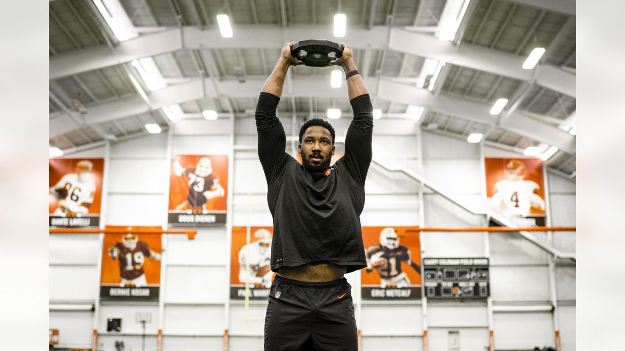 Myles Garrett big winner with Jim Schwartz as Browns' DC