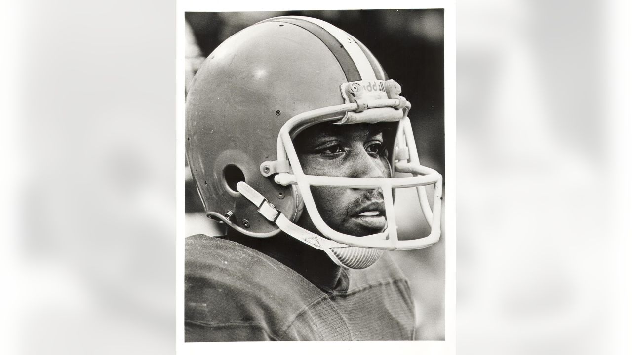 Cleveland Browns: Remembering Greg Pruitt and the tearaway jersey - Dawgs  By Nature