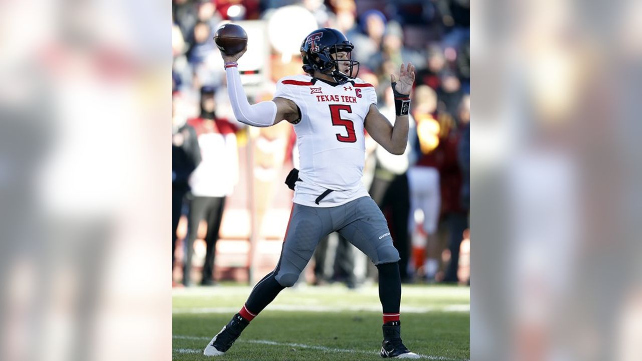 Patrick Mahomes' lone pitching appearance at Texas Tech was awful